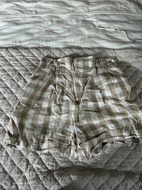 a new day Beige and White Plaid High-Waist Shorts